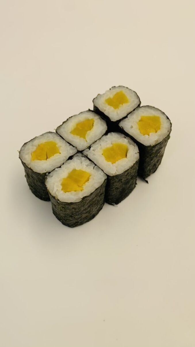 Yellow Pickles Hosomaki